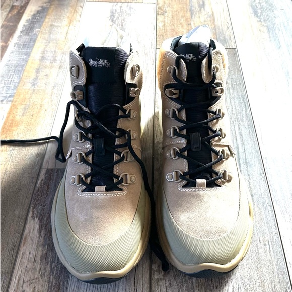 COACH HIKING BOOTS NWT KHAKI WOMANS SIZE 9  $298 - Picture 3 of 10